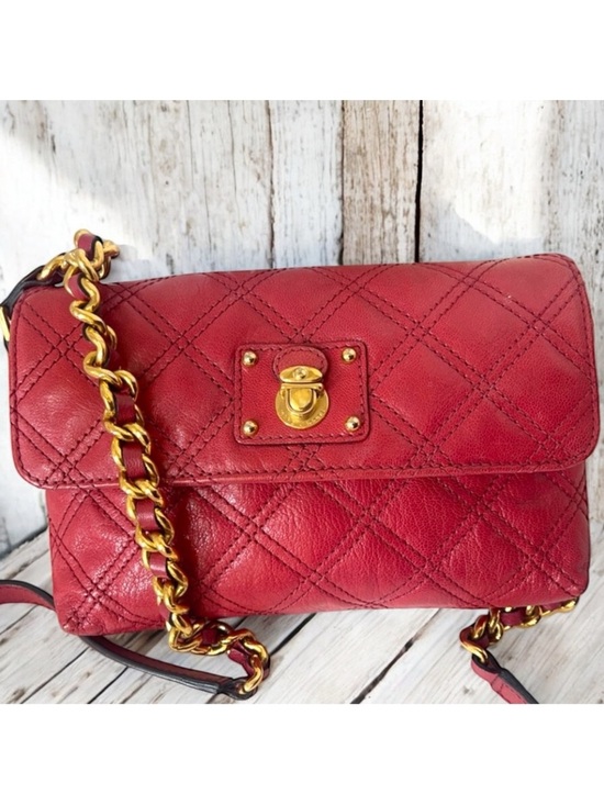 Marc Jacobs Handbags - Marc Jacobs Red Quilted Leather Crossbody with Gold Chain EUC